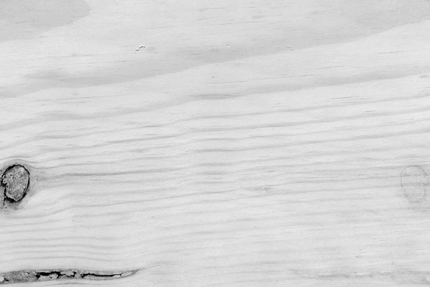 Bitte sende mir die ursprüngliche Beschreibung, die ich auf Deutsch umformulieren soll.